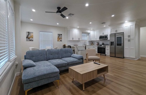 Coronado Casa | Beautiful Red Brick Home in Coronado District near Central Phoenix