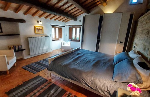 Penna San Giovanni Casa | San Isidore, a meticulously restored historic Italian home with a stunning pool.