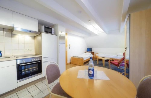 Lippstadt Apartamento | Apartment 'Appartement Am Kurpark' with Wi-Fi
