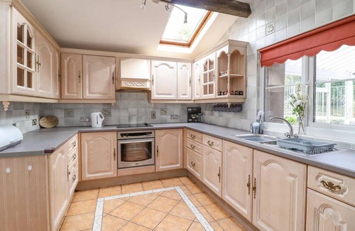 Fairbourne Casa | A peaceful picturesque landscape from a stunning stone built exterior.