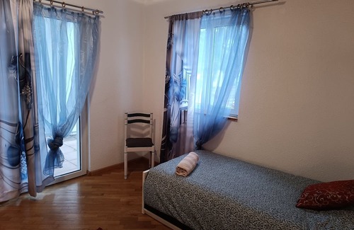 Leymen Apartamento | Très Grande Appartement à la Frontière Suisse