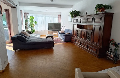 Leymen Apartamento | Très Grande Appartement à la Frontière Suisse
