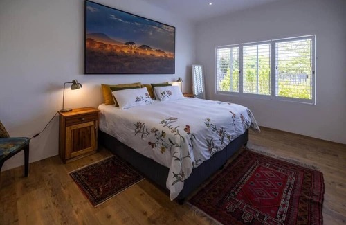 Belville Apartamento | Garten Wohnung mit Pool