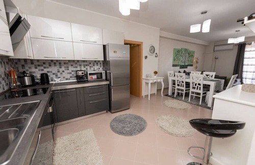 Shkoder Apartamento | The Downtown Apartment