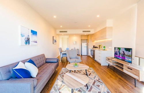 South Brisbane Casa | AMAZING RIVER VIEW 1 Bedroom Apt w/Parking S'Bank