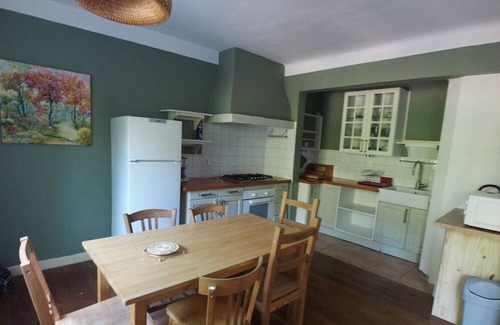 Montjay Casa | Holiday Home 'Gite Aoura - Baronnies Provençales' with Mountain View, Private Terrace and Wi-Fi