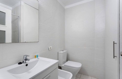 El Madronal Apartamento | Vacation Studio 'Center Parque Santiago 2' with Sea View, Wi-Fi and Air Conditioning
