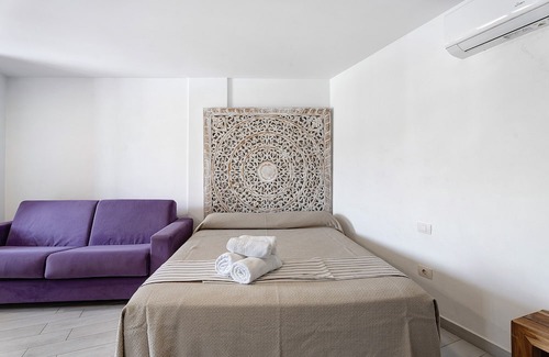 El Madronal Apartamento | Vacation Studio 'Center Parque Santiago 2' with Sea View, Wi-Fi and Air Conditioning