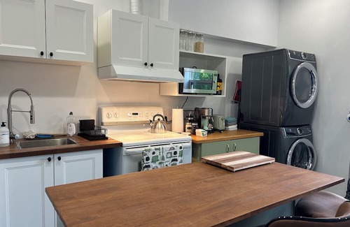 Grandes-Bergeronnes Apartamento | The Pilot's Cabin in the center of Les Bergeronnes, The Pilot's Cabin