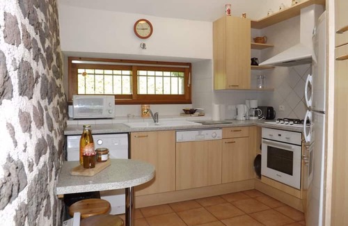 Mandailles-Saint-Julien Cabaña | Gite Mandailles-Saint-Julien, 4 bedrooms, 8 persons