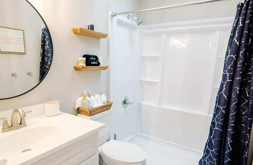 Gainesville Apartamento | Gainesville Gem: 2/2 Near Shops & Restaurants