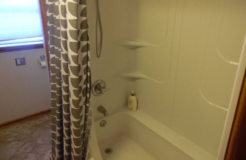 Tawas City Casa | Tawas Point Cottage close to State Park and Marina