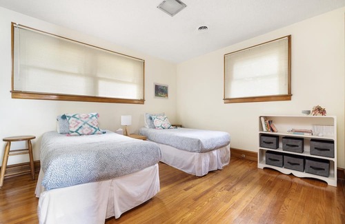 Lynn Garden Casa | 3BR Boone Lakefront home