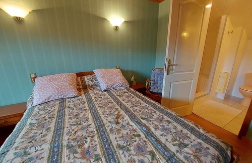Bouchamps-les-Craon Cama Y Desayuno | Guestroom BOUCHAMPS-LES-CRAON, studio flat, 3 persons