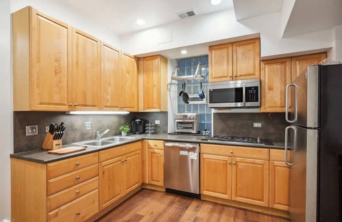 River North Apartamento | Secret Gallery on the Park - 2bd/1ba + 1bd/1ba