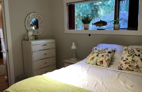 Blind Bay Apartamento | Tranquil Place Retreat on 1.5 acres- Room# 2
