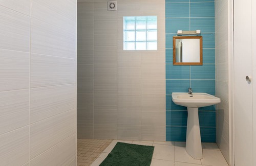 Limerzel Casa | Holiday Home 'Bois De Roz' with Private Terrace and Private Garden