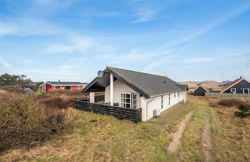Nørre Lyngvig Cabaña | 4 bedroom accommodation in Hvide Sande