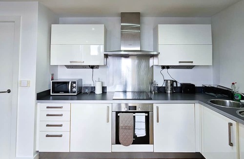 Castlefield Apartamento | Experience our newly-transformed 1-bedroom apartment, thoughtfully designed for your comfort