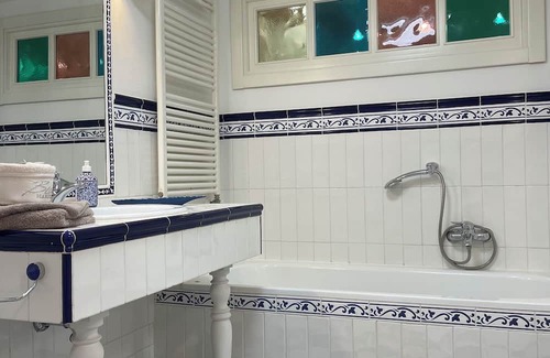 Ferrara Apartamento | Elegant flat 5 min from the centre of Ferrara, with private garden and parking.