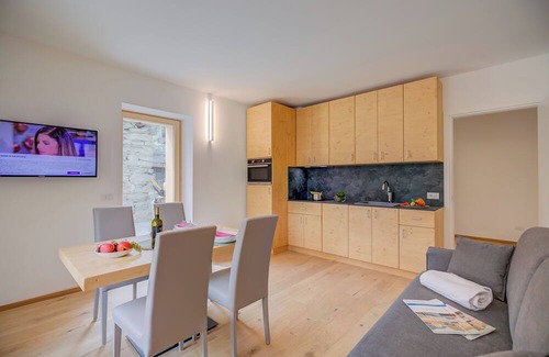 Santa Lucia Apartamento | Maloja Alpinbike & ski lodge, Bormio, Italy