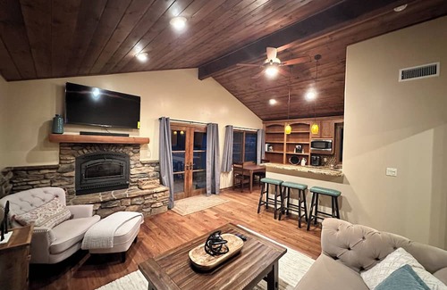 Mountain Center Cabina | Mountain Cabin Retreat on Equestrian Estate