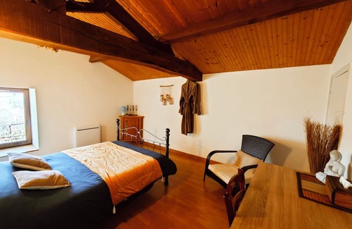 Aizenay Casa | Gîte à la Campagne de 6 à 14 Pers, au Cœur de la Vendée