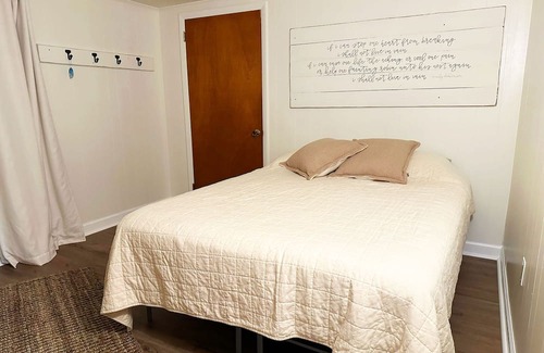 New Holland Casa | New Holland Family Getaway - near Kitchen Kettle Village, Intercourse!