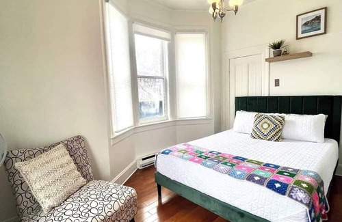 Grand Bank Casa | Cozy historical home in Beautiful Grand Bank! The Tiny Table Inn (1Bedroom)