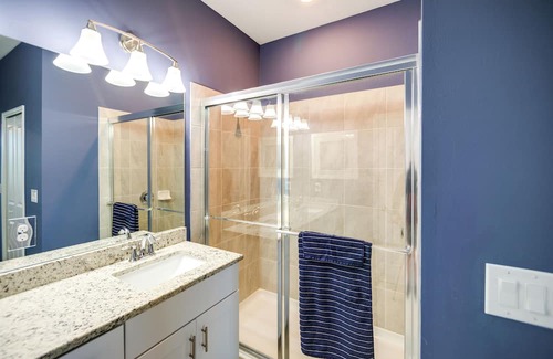 Gateway Casa | Fort Myers Retreat: Screened Porch & Resort Perks!