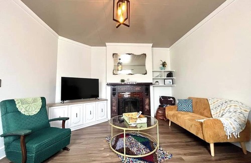 Grand Bank Casa | Cozy historical home in beautiful Grand Bank. The Tiny Table Inn (3Bedroom)