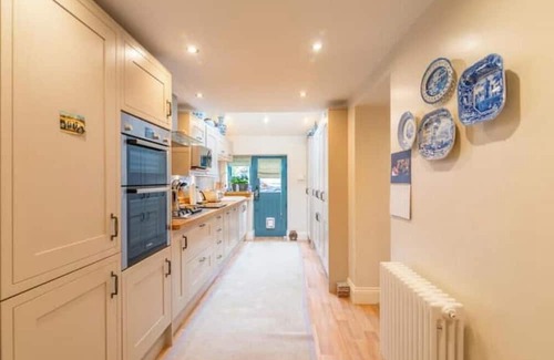 Rastrick Casa | Beautiful country cottage renovated close to Dales
