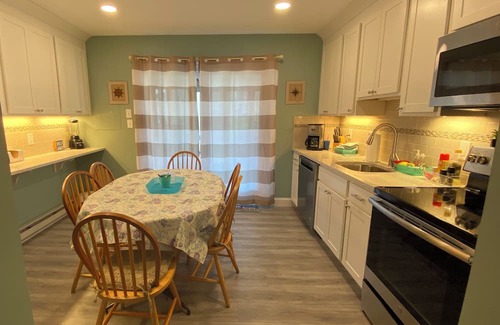 Leeds Point Casa | A Stone’s Throw to the Beach!! Pets considered!!