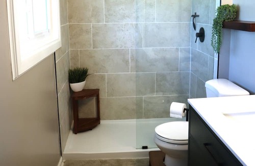 Roselawn Finance Apartamento | Coastal Modern Oasis in Cincy