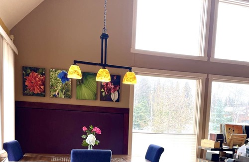 Hillside East Casa | Anchorage Hillside 3BR home with mountain views, trail access, large yard!