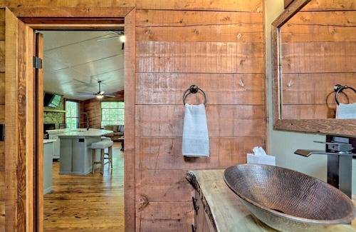 Clarkesville Apartamento | The Clubhouse at Tiny Life