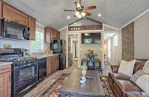 Clarkesville Casa | The Lake Cabin at Tiny Life