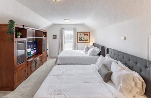 Madison Casa | Elegant Escape Pet friendly