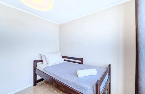 Mirasol Apartamento | Miramar Algarrobo 3BR with sea view, pool, parking
