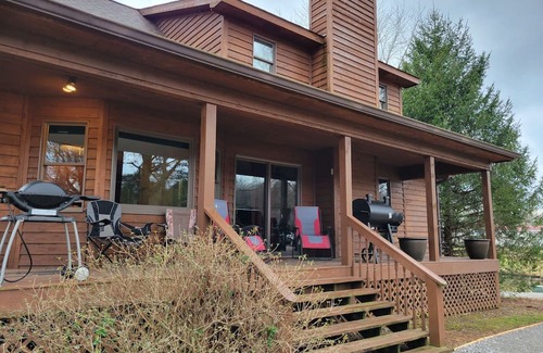 Spring City Casa | Lake Front Lake House