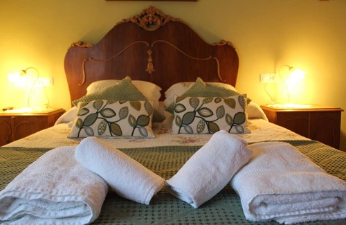 La Pola de Gordon Casa | Holiday Home 'La Cuadra 2' with Mountain View, Shared Terrace and Wi-Fi