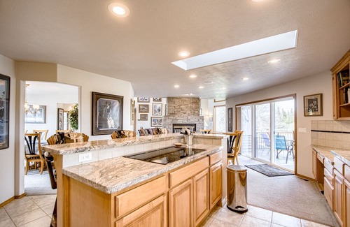 Cheney Casa | Vast countryside house with wide-ranging views, double deck, bar, & fireplaces