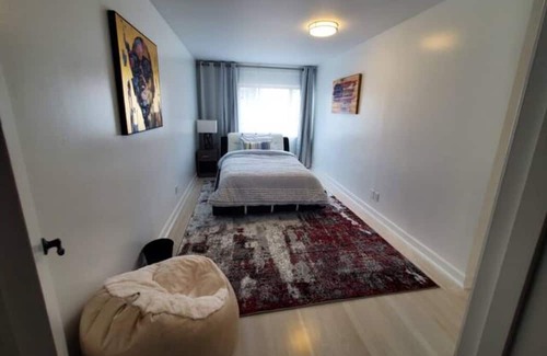 Parkside Casa | FREE EV Charger, Beautiful Home 4 Bd. 2 Ba. SF.