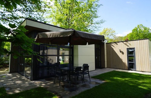 Kaatsheuvel Casa | L-Cube 4+2 by Interhome