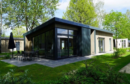 Kaatsheuvel Casa | Pavilion Maximaal 4 by Interhome