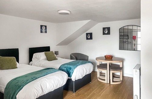 Blackwood Cabaña | Experience the tranquillity of Honeymead, a charming holiday retreat in Blackwood, perfectly situate