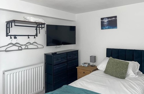 Blackwood Cabaña | Experience the tranquillity of Honeymead, a charming holiday retreat in Blackwood, perfectly situate