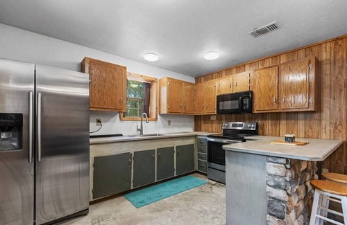 Broaddus Casa | Sam Rayburn Lakevu Barndo