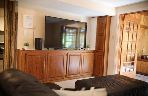Green Mountain Casa | Hot Tub! Close to Red Rocks!