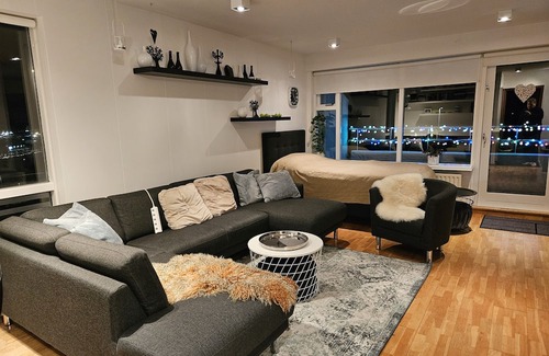 Hafnarfjordur Apartamento | Ocean view charming apartment